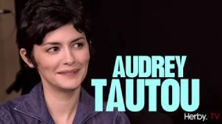 Entrevue avec Audrey Tautou à propos de CasseTête Chinois [upl. by Ihab316]