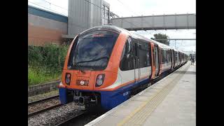 Class 710270 Aventra London Overground Leaves at Caledonian Road amp Barnsbury P2 for Watford Junction [upl. by Thaddeus]