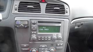 Volvo V70 HUradio Yatour demo [upl. by Esma42]