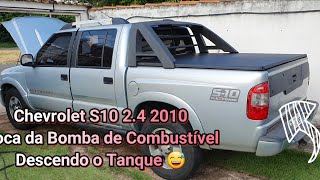 Chevrolet S10 24 2010  Troca da Bomba de Combustível  Descendo o Tanque [upl. by Gustav787]