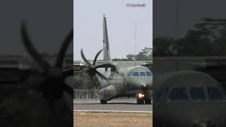 Takeoff Ngebut Pesawat CN295 TNIAU [upl. by Annoel460]