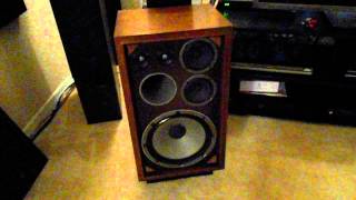 Sansui SP200 Vintage Speakers [upl. by Suhpoelc]