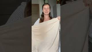 Absorbency Test How to Choose the Perfect Shower Towel [upl. by Fotinas]