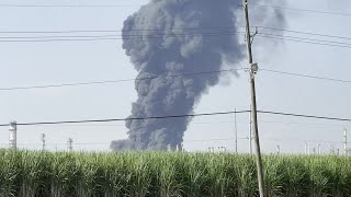 Fire at Marathon refinery in Garyville [upl. by Hildick]