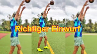 Richtiger Einwurf Tutorial Einwurfregeln Fußball Wie Einwurf machen Einwurf lernen Einwerfen [upl. by Evelina352]