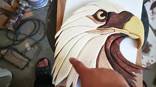 Scroll Saw Intarsia Eagle Head 3。线锯艺术，鹰头制作（3）染色及完成 [upl. by Sualkin]