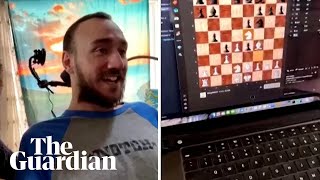 Like using the force Neuralink patient demonstrates how he plays chess using brainchip [upl. by Airdnna]