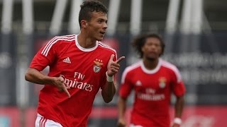 Diogo Gonçalves  SL Benfica BJuniores  20152016 [upl. by Chadbourne]