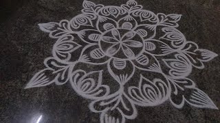 New year kolangal kaalai thendral kolangal big rangoli kolam [upl. by Nadya]