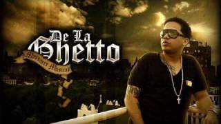 DE LA GHETTO FEAT COSCULLUELA  PIENSO EN TI [upl. by Reifnnej751]