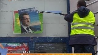 Elections Lyon lutte contre laffichage sauvage [upl. by Narahs81]