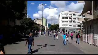 Gente en Sabana Grande y Plaza Venezuela esta nueva semana de flexibilización [upl. by Scoville]