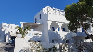 A nice budget hotel in Santorini  Loizos Stylish Residences [upl. by Sinnej]