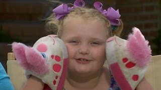 Honey Boo Boo Interview 2013 Part 2 Stars Belly Makes Appearance in GMA Interview [upl. by Popelka]