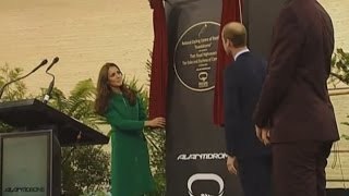 Kate and Wills open velodrome [upl. by Rehptsirhc]