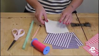 Come creare delle palline di Natale con la carta  I tutorial di Assistenza Casa [upl. by Nawuq]