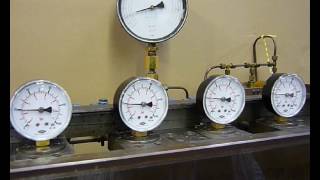 Hertsellung eines Manometers  Manometer Preiss EMPEO How Its Made  Pressure Gauge [upl. by Goodson]