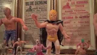 LUCHADORES JUGUETE ANTIGUO MEXICO EL SANTO CARTELES CMLL LUCHA LIBRE AAA MAD HUNTER TOY [upl. by Elrebmik883]