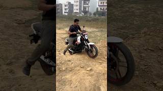 Bajaj Freedom 125 NGO4 Wheel slip   Worlds First CNG Bike [upl. by Sacci]