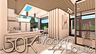 BLOXBURG 50K MODERN ROLEPLAY HOUSE  NOGAMEPASS [upl. by Nnazil948]