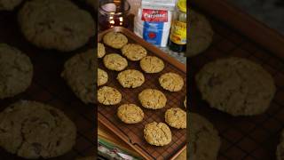 Oatmeal chocolate chip cookies cookies baking easyrecipe [upl. by Godden]