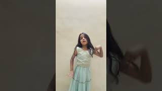 Naadaniya dance song dance bollwooddance bollywood kidsdance kids [upl. by Minna]