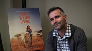 MIA UND DER WEISSE LÖWE Kevin Richardson Interview  Lion Whisperer WHITE LION [upl. by Ankney]