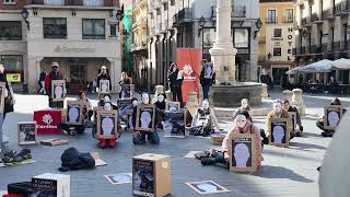 quotCaminemos Juntosquot Flashmob en la plaza del Torico por Cáritas Teruel [upl. by Cherianne259]