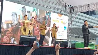 HARI Lida feat RARA Lida  seperti mati lampu Live in Hongkong [upl. by Ardnahc26]