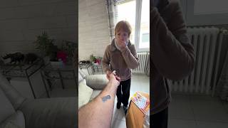 JE PRANK MA MÈRE AVEC UN FAUX TATOUAGE 🤮  il est horrible  arnopadawan prank humour tattoo [upl. by Olodort]