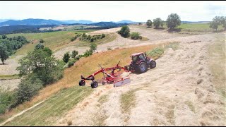 Andaineur Kuhn double rotor dans une parcelle morcelée et en pente [upl. by Llenyr]