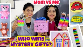 Who WINS Mystery Gifts😱🎁  Mom VS Me💕  Riyas Amazing World [upl. by Asiuqram311]