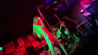 Starcrawler  Roadkill  Narducci’s Bakersfield 123022 [upl. by Atteselrahc]