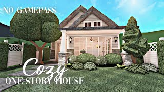 Roblox Bloxburg  No Gamepass Cozy OneStory House  Minami Oroi [upl. by Tillfourd85]