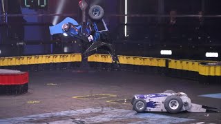 BattleBots  World Championship VI  Skorpios vs Yeti [upl. by Timrek]