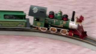 Thomas Kinkades Christmas Express Train Set [upl. by Corine293]