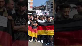 Solingen 31082024 🇩🇪 Zahlreiche Syrer aus NRW distanzieren sich von Terror und zeigen Solidarität [upl. by Elitnahc]