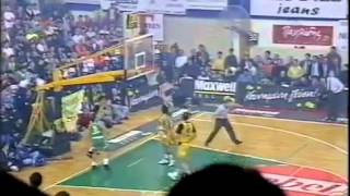 Stojan Vrankovic blocks Roy Tarpley [upl. by Iddo]