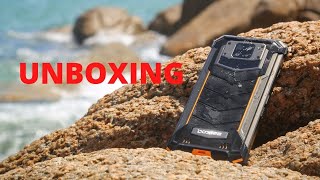 UNBOXING DOOGEE S88 Pro Rugged Phone [upl. by Nnylamme]