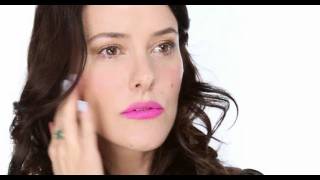 How To Wear Really Bright Lipstick Tutorial [upl. by Wagshul]