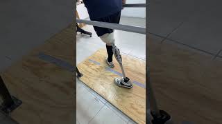 Transfemoral amputee rehab gait shorts prosthetics artificiallimbcenter artificialleg [upl. by Disario]