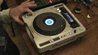 Vinyl mode of the Pioneer CDJ800mk2 [upl. by Heck]