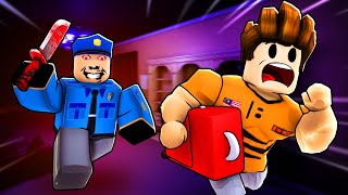 Kena Kejar Dengan Weird Strict Guard Dalam Hotel 5 Bintang Roblox Malaysia [upl. by Oiramd765]