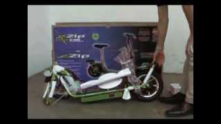 eZip E500 Electric Scooter  Assembly Guide [upl. by Dnaltruoc662]