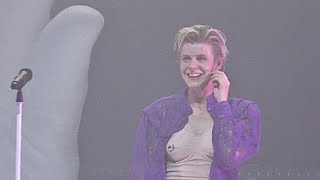 Robyn Dancing On My Own audience takeover live at the Fox Theater Oakland 2262019 HD [upl. by Lenna]