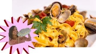 Tagliolini allUovo con le Vongole  Le Ricette di Alice [upl. by Onilatac]