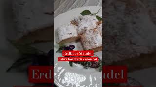 Erdbeer Topfen Mascarpone strudel backen strawberry [upl. by Mcgaw533]