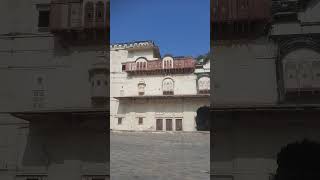 Aao kabhi Haveli pe 🤣🤣 Alwar Rajasthan rajasthantourism youtubeshorts viralvideo palace [upl. by Stich]