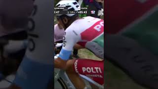 🔥🔥 Quand Julian senvole seul à 11Km de larrivée  shorts cycling sports [upl. by Artiek]