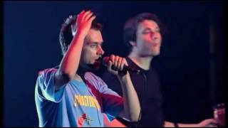 Blur  Song 2 live at Wembley Arena 1999 [upl. by Malony761]